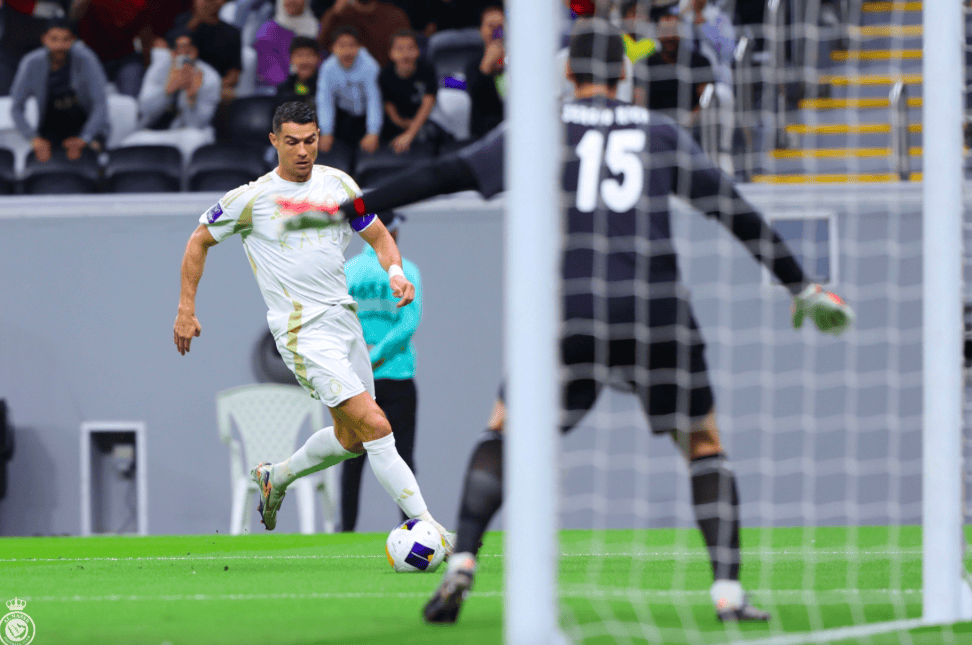 关于帕尔马年轻球员梅开二度,助球队赢得胜利的信息 关于帕尔马年轻球员梅开二度,助球队赢得胜利的信息