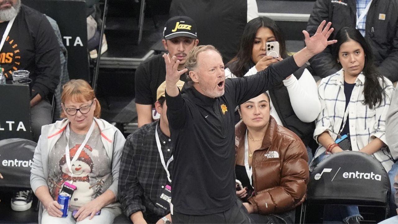 开云体育app下载-包含太阳队新赛季首战频遭受挫进攻力不足的词条