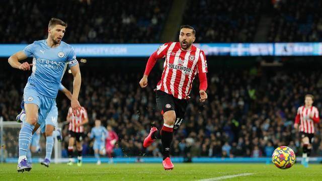 沃尔夫斯堡豪取客场胜利，德甲升班马表现强劲的简单介绍