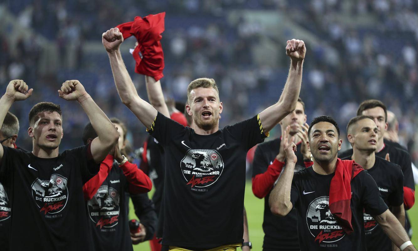 法兰克福主场不敌对手，遗憾失分