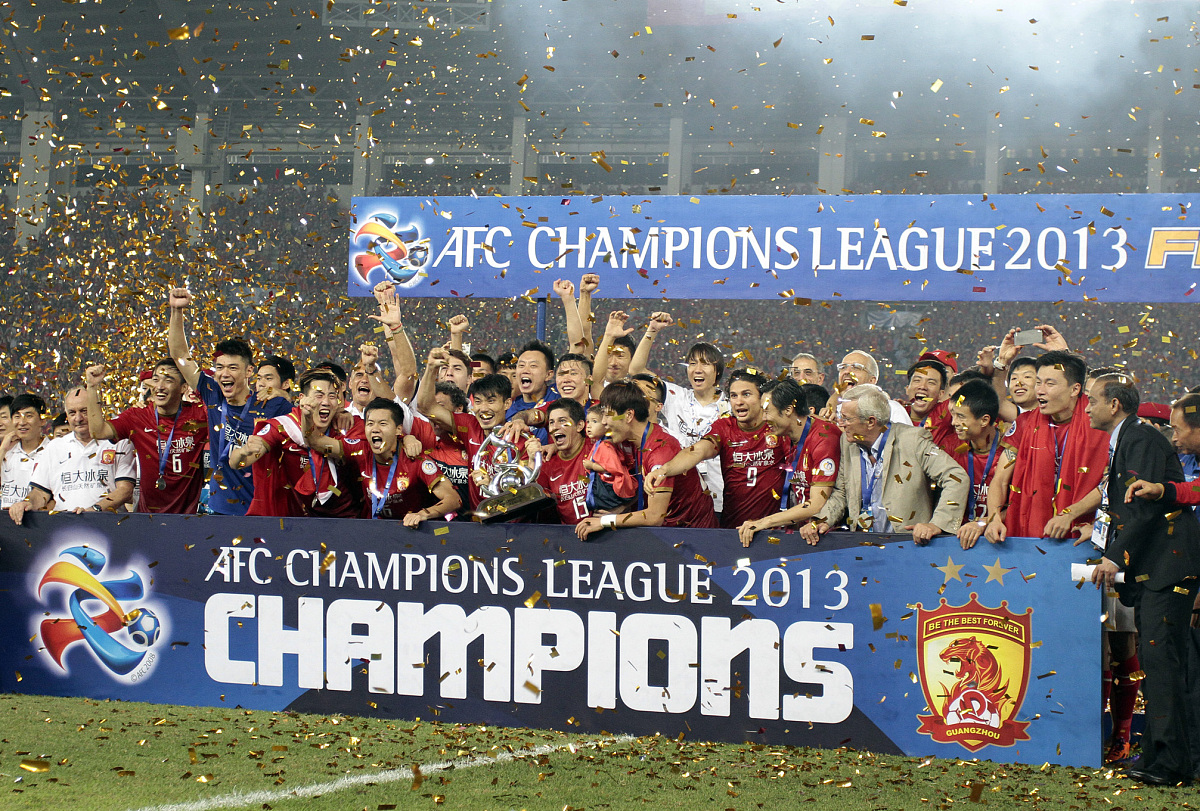 那不勒斯客场不敌拉齐奥,遭遇连败 那不勒斯客场不敌拉齐奥,遭遇连败