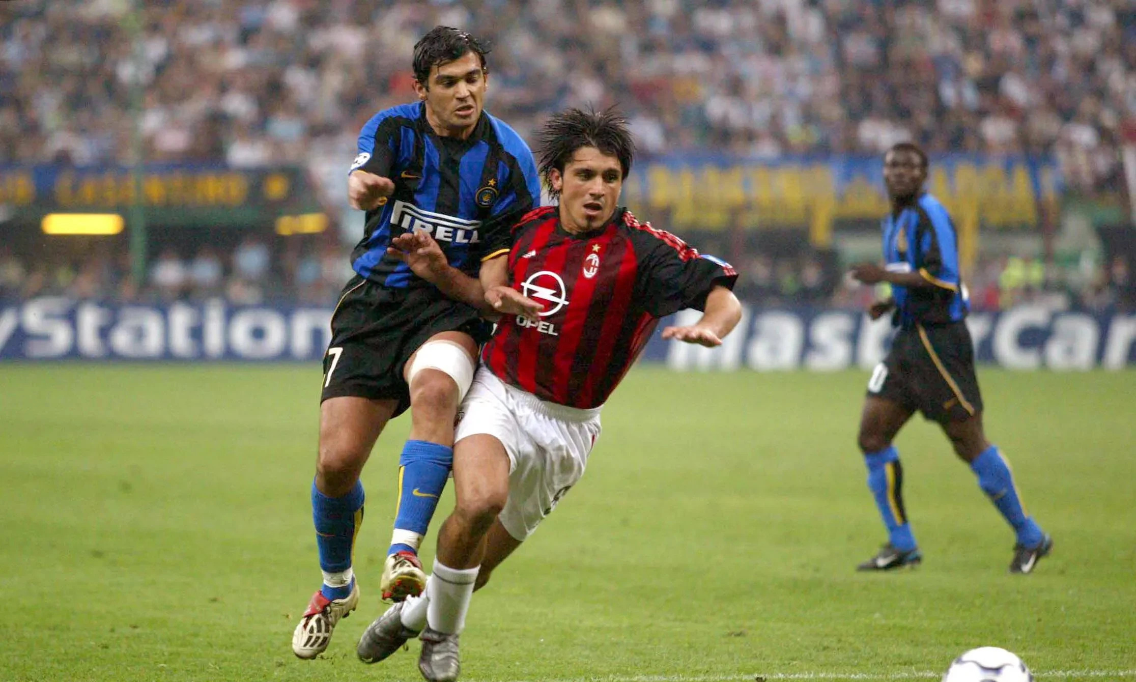 国际米兰完胜尤文，强势晋级