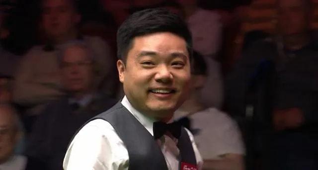 开云体育在线登录-曲棍球选手无所畏惧，迎难中求胜的简单介绍