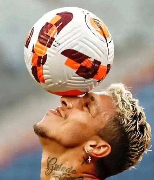 开云体育网页版登录入口-柯达竞技遗憾告负，球迷呼吁加强中场组织