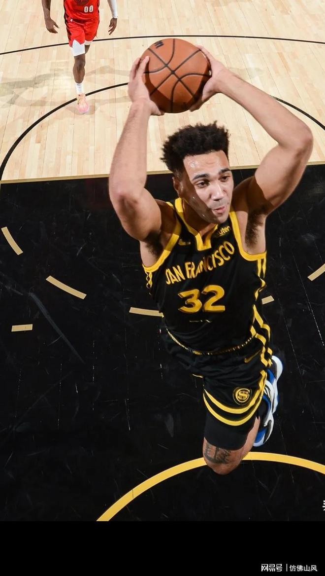 开云体育网页版-包含猛龙客场力克黄蜂，取得三连胜的词条