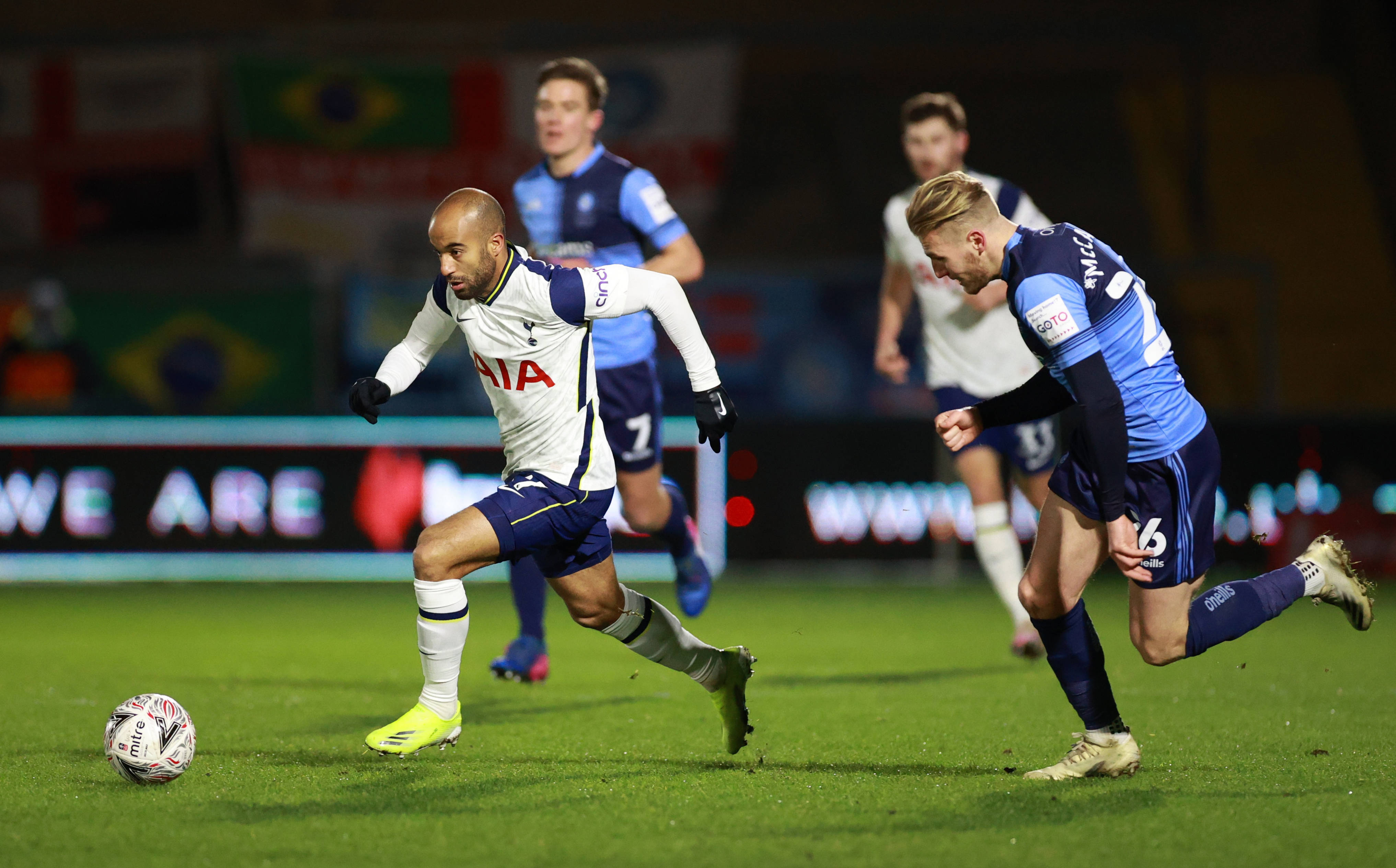 开云体育亚洲官网-欧洲足坛的焦点战役再次上演