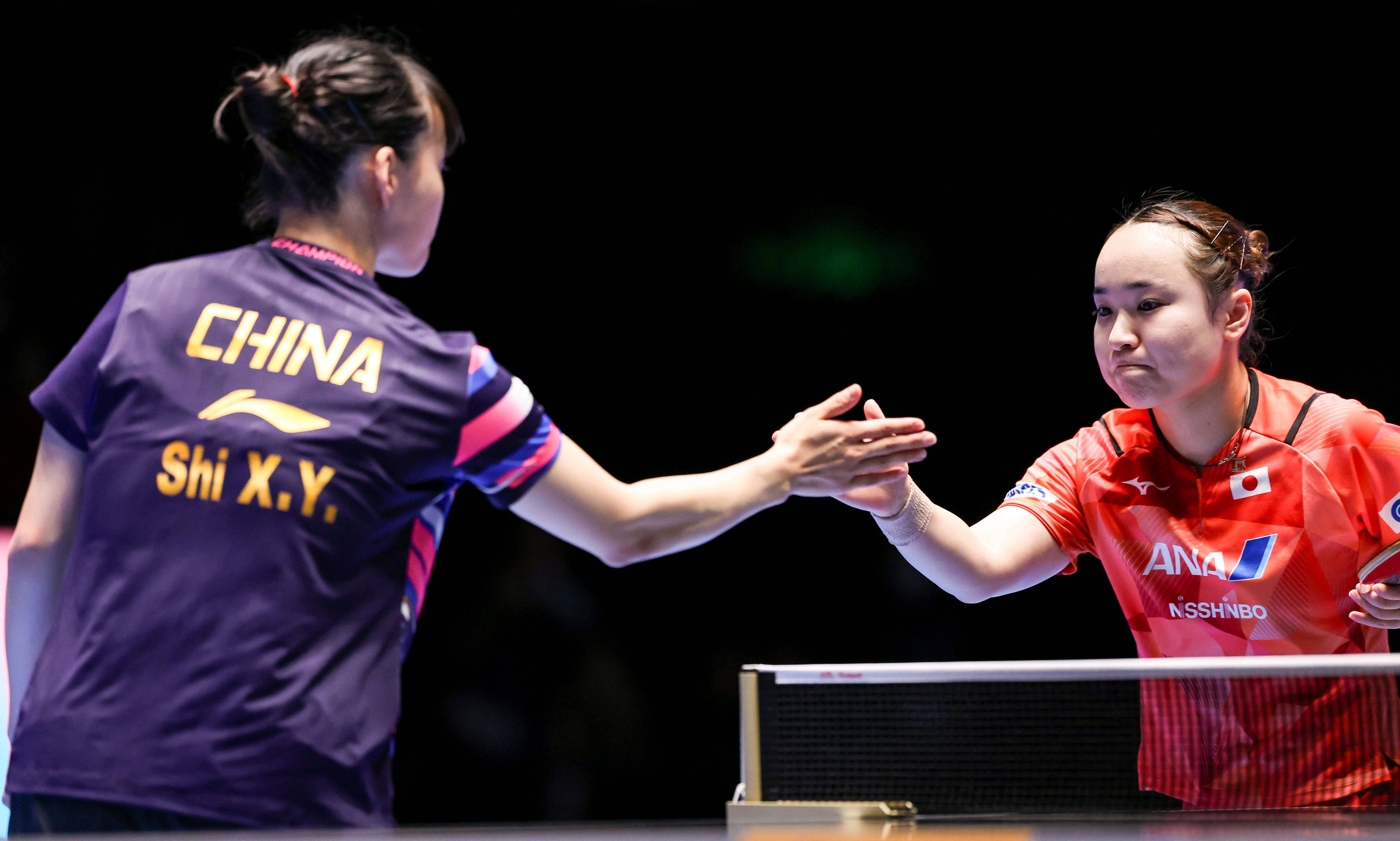 美国乒乓球队击败对手，取得胜利