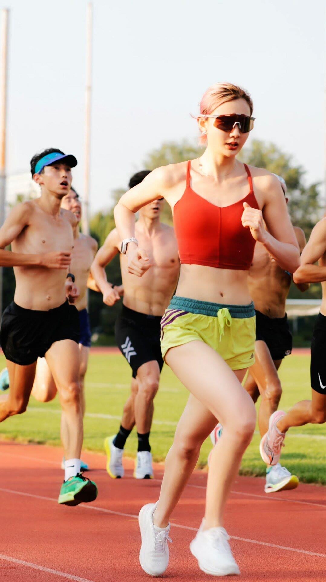 开云体育官网入口-包含新一轮的比赛即将开启，助力运动员挑战极限！的词条