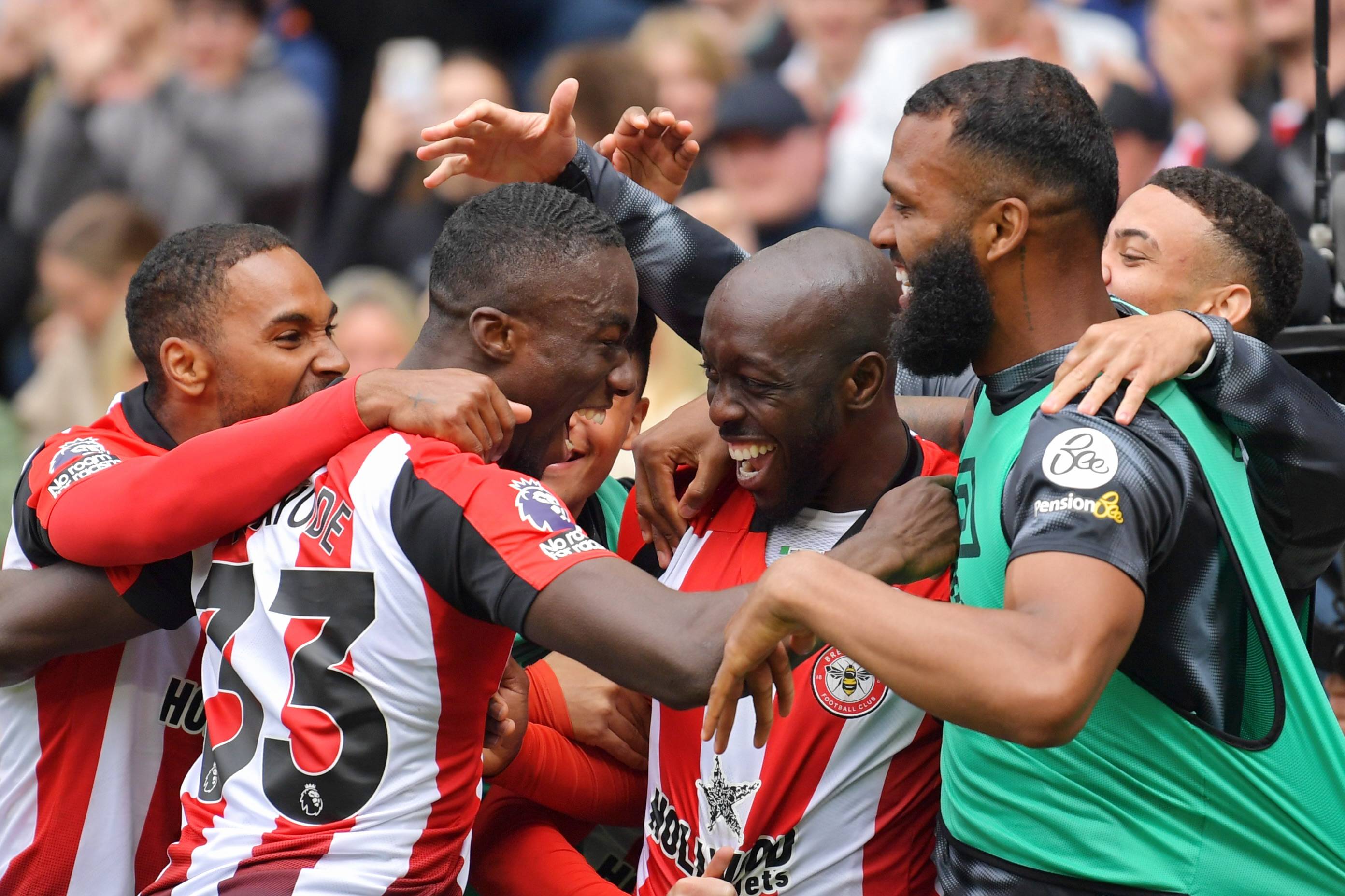 开云体育官方入口-曼联主场大胜沃特福德，全面发挥实力