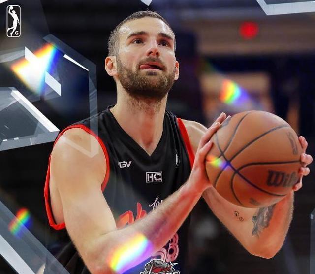 火箭年轻球员崭露头角,期待突破 火箭年轻球员崭露头角,期待突破