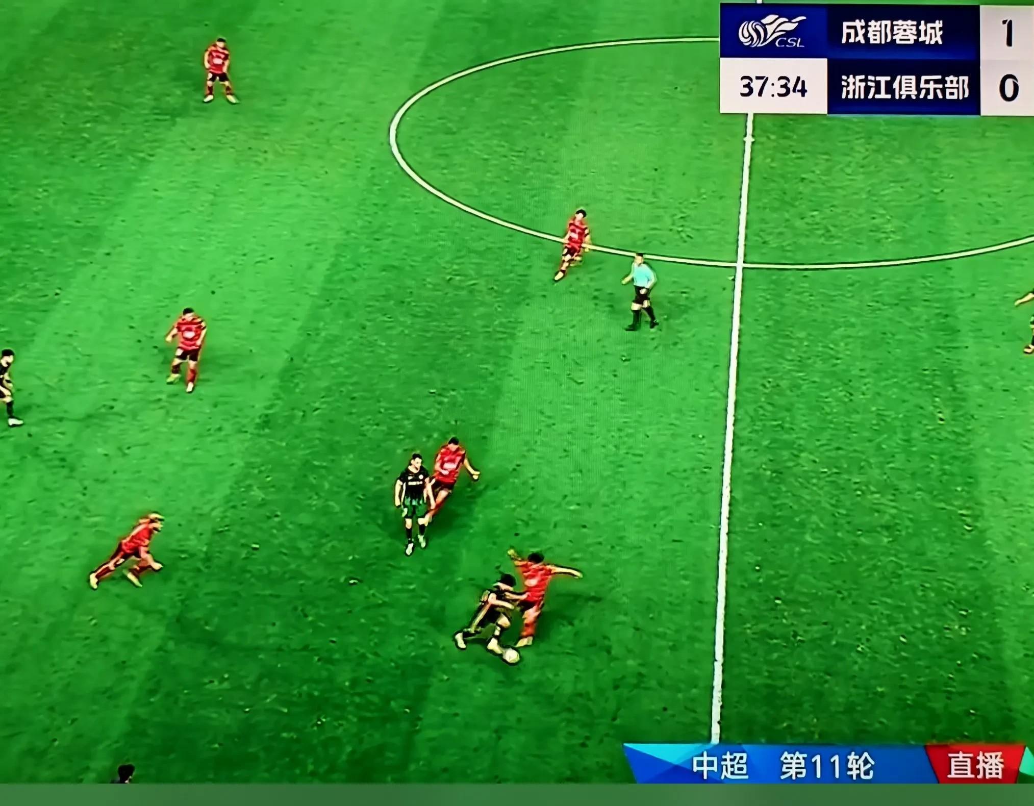 战火连连燃烧，联赛争夺所剩无几的简单介绍