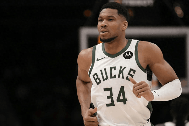 关于雄鹿负于雷霆,意外失利的信息 关于雄鹿负于雷霆,意外失利的信息