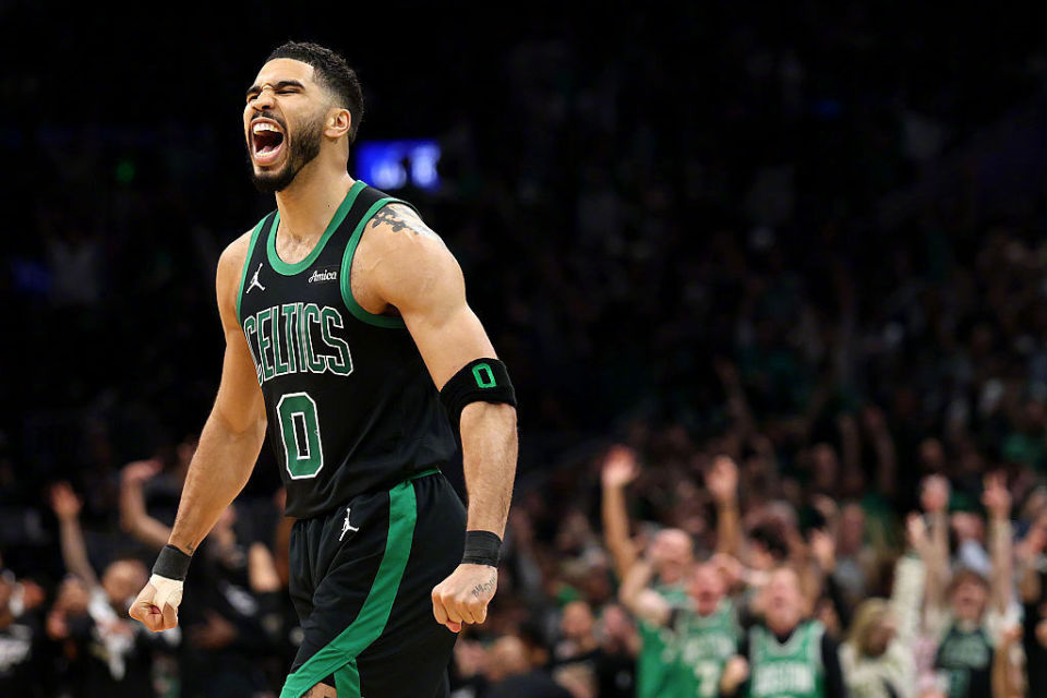 凯尔特人大胜雄鹿,泰特姆砍下分 凯尔特人大胜雄鹿,泰特姆砍下分