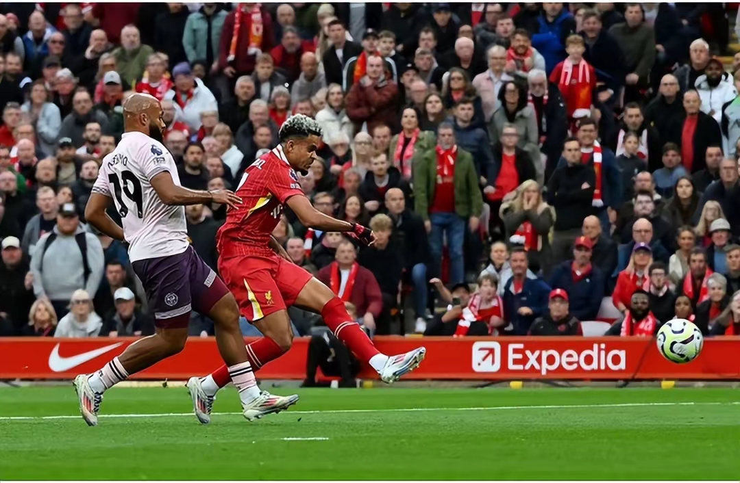 开云体育官方登录入口-利物浦球员赴德甲联赛试训，备战赛季开始