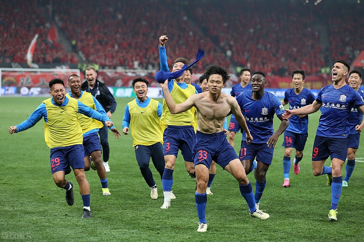 开云体育网页版登录入口-足球领域热议不断，球员表现备受瞩目的简单介绍