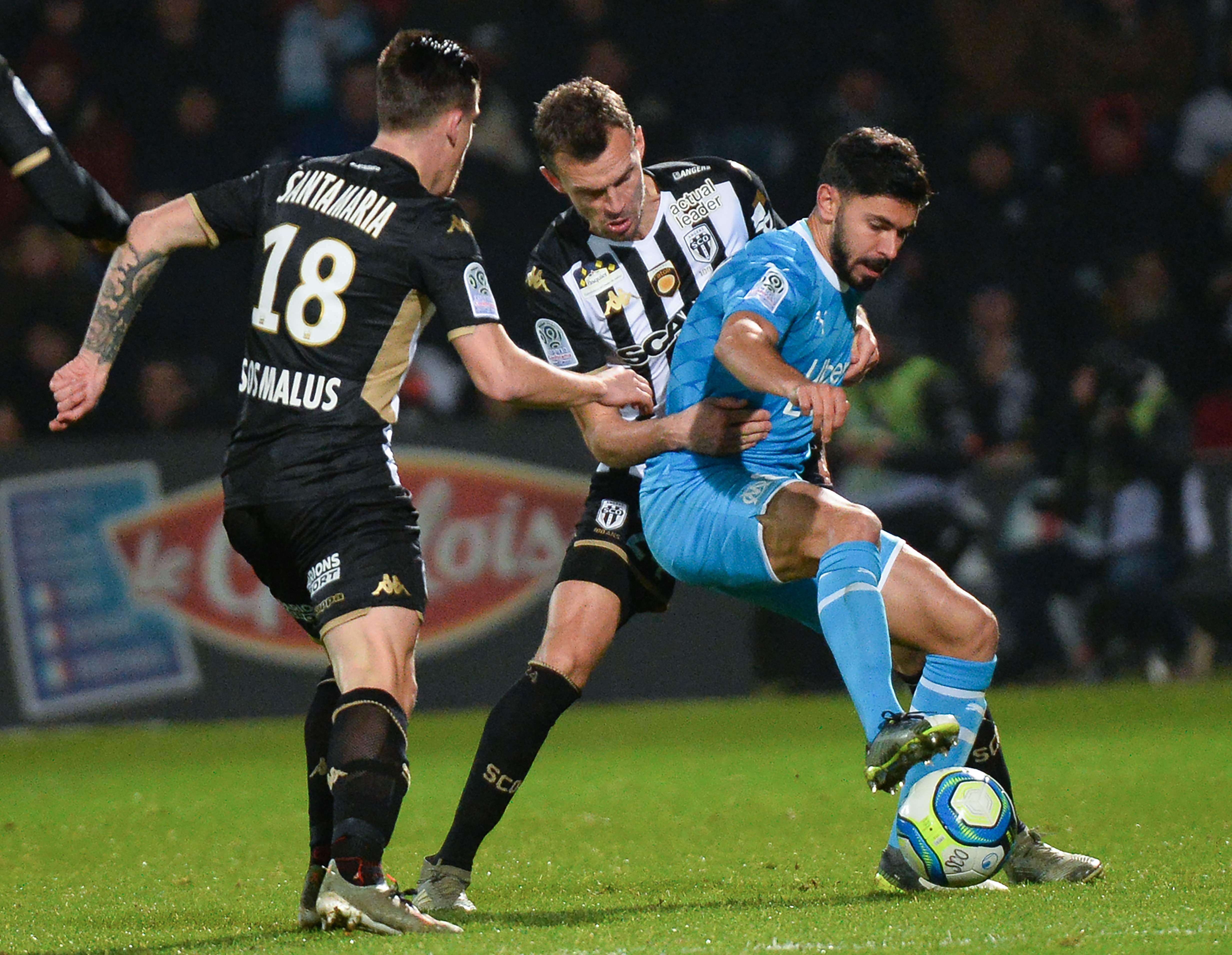 包含雷恩战平波尔多，法甲争夺激烈进行中的词条